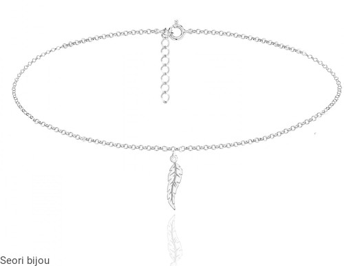 choker_1_piorko_sr.jpg