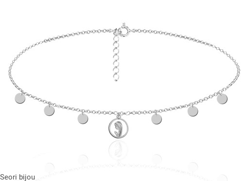 Choker z medalikiem i monetkami
